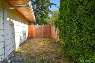 940 Jennings St, Sedro Woolley, WA 98284 - Photo 3