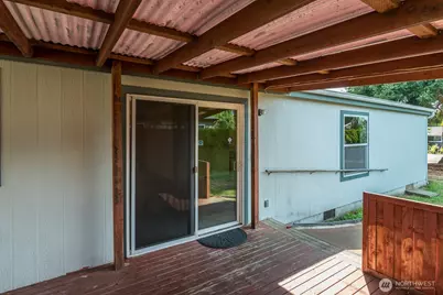18825 94th Drive NW, Stanwood, WA 98292 - Photo 5