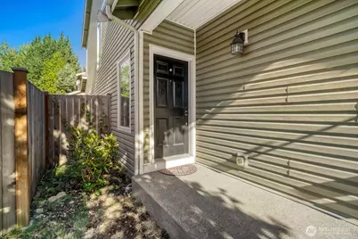 303 Pike Street SE #102, Auburn, WA 98002 - Photo 3