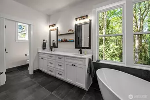 17345 Olympic Pl, Mount Vernon, WA 98274 - Photo 19