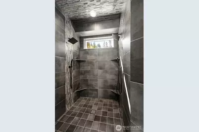 17345 Olympic Pl, Mount Vernon, WA 98274 - Photo 21