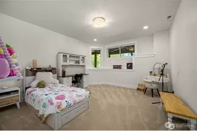 17345 Olympic Pl, Mount Vernon, WA 98274 - Photo 29