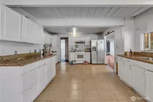 8522 29th St W, University Place, WA 98466 - Photo 11
