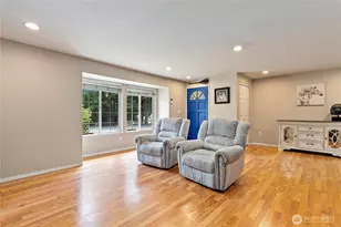 11404 208th Ave E, Bonney Lake, WA 98391 - Photo 3