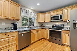 11404 208th Ave E, Bonney Lake, WA 98391 - Photo 11