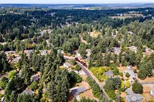 11404 208th Ave E, Bonney Lake, WA 98391 - Photo 37