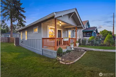 803 N Pacific Avenue, Kelso, WA 98626 - Photo 3