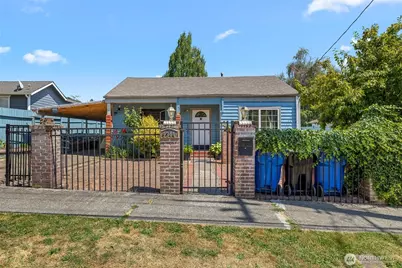 9344 52nd Avenue S, Seattle, WA 98118 - Photo 1