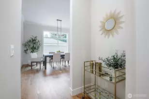 12648 NE 80th St, Kirkland, WA 98033 - Photo 11