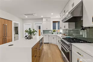 11709 Roosevelt Way NE, Seattle, WA 98125 - Photo 15