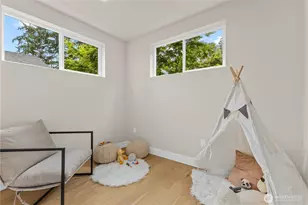 11709 Roosevelt Way NE, Seattle, WA 98125 - Photo 19