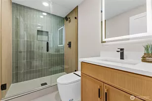 11709 Roosevelt Way NE, Seattle, WA 98125 - Photo 33