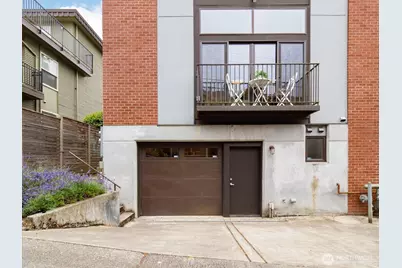 3832 S Edmunds Street Ct, Seattle, WA 98118 - Photo 1