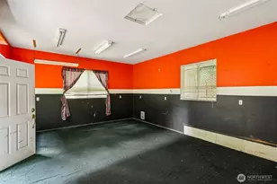 18110 81st St E, Bonney Lake, WA 98391 - Photo 23