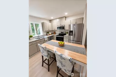 4016 7th Street SW #A106, Puyallup, WA 98373 - Photo 3