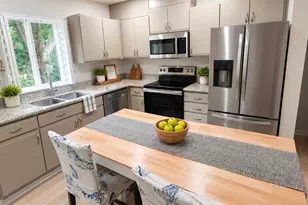 4016 7th Street SW, Puyallup, WA 98373 - Photo 3