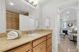 13957 NE 60th Way, Redmond, WA 98052 - Photo 11