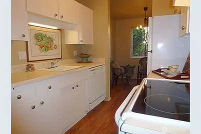5720 122nd Avenue SE #175, Bellevue, WA 98006 - Photo 9