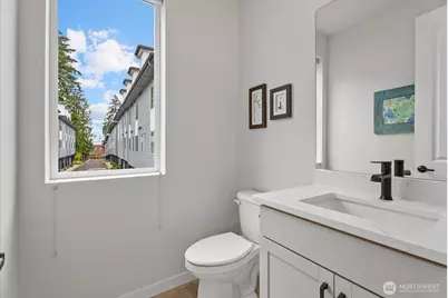 14704 Meridian Avenue N #B, Shoreline, WA 98133 - Photo 23
