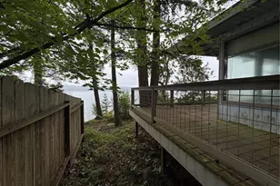 1284 Dines Point Rd, Greenbank, WA 98523 - Photo 35