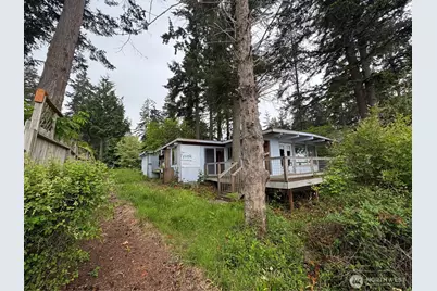 1284 Dines Point Road, Greenbank, WA 98523 - Photo 37