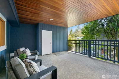 13130 Holmes Point Drive NE, Kirkland, WA 98034 - Photo 37