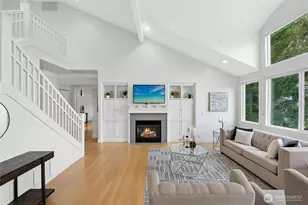 13130 Holmes Point Dr NE, Kirkland, WA 98034 - Photo 11