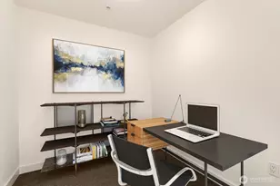 910 Lenora St, Seattle, WA 98121 - Photo 21