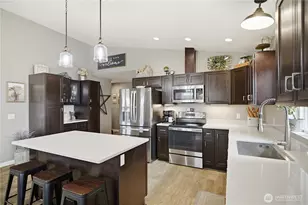 185 Lilly Wheaton Rd, Raymond, WA 98577 - Photo 9