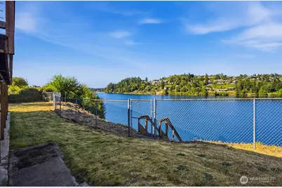 2644 Stevens Drive, Bremerton, WA 98312 - Photo 9