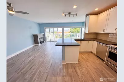 2325 Harbor Avenue SW #B2, Seattle, WA 98126 - Photo 3