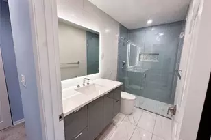 2325 Harbor Ave SW, Seattle, WA 98126 - Photo 17