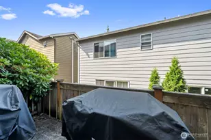 9237 11th Pl NE, Lake Stevens, WA 98258 - Photo 23