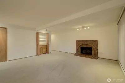 3055 80th Avenue SE #106, Mercer Island, WA 98040 - Photo 9
