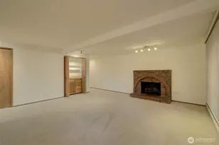 3055 80th Ave SE, Mercer Island, WA 98040 - Photo 9