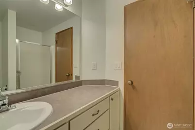 3055 80th Avenue SE #106, Mercer Island, WA 98040 - Photo 15