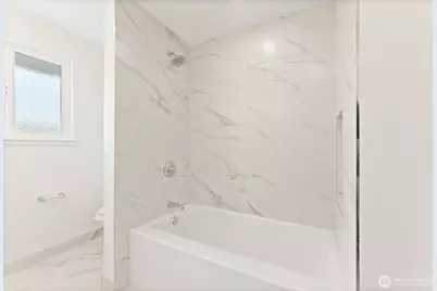 12215 SE 35th Street, Bellevue, WA 98006 - Photo 25