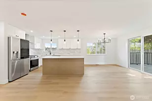 12215 SE 35th St, Bellevue, WA 98006 - Photo 13