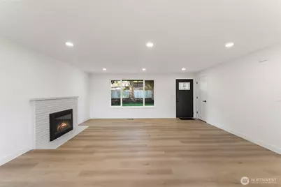 12215 SE 35th Street, Bellevue, WA 98006 - Photo 23