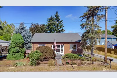 303 3rd Street NE, Yelm, WA 98597 - Photo 15