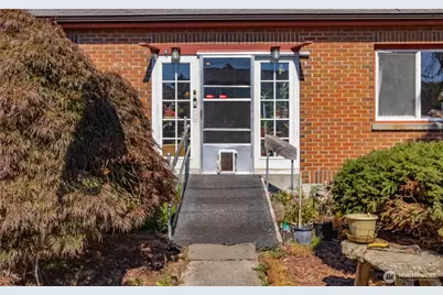 303 3rd Street NE, Yelm, WA 98597 - Photo 9