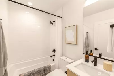 1914 D Ferry Avenue SW, Seattle, WA 98116 - Photo 23