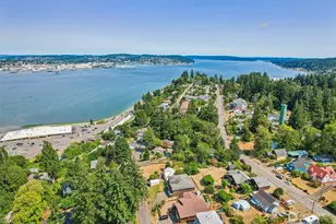 215 Farragut Ave, Port Orchard, WA 98366 - Photo 33