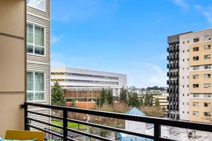 300 110th Ave NE, Bellevue, WA 98004 - Photo 5