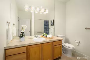 300 110th Ave NE, Bellevue, WA 98004 - Photo 21