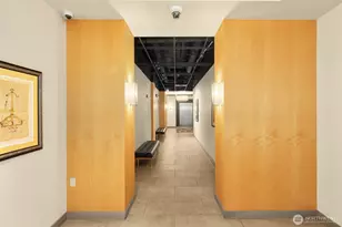 300 110th Ave NE, Bellevue, WA 98004 - Photo 27