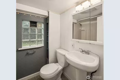 312 NW 88th Street, Seattle, WA 98117 - Photo 19