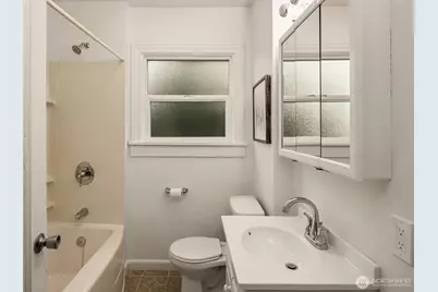 312 NW 88th Street, Seattle, WA 98117 - Photo 13