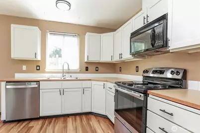 4919 106th Street NE, Marysville, WA 98270 - Photo 9