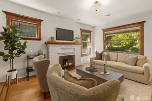 938 18th Ave E, Seattle, WA 98112 - Photo 5